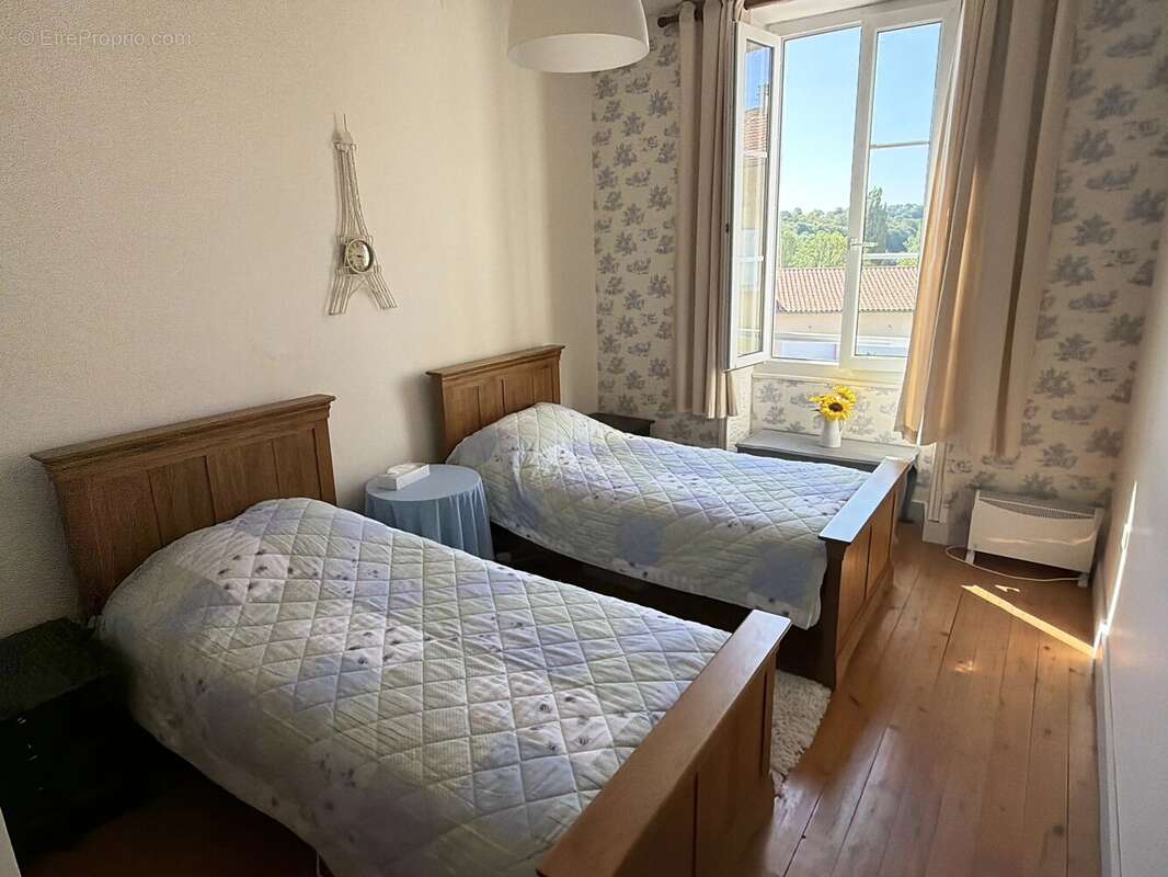 Maison spacieuse de 4 à 5 chambres, cuisine équipée, grands jardins - photo 13
