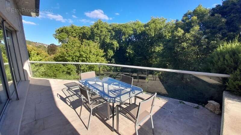 Maison à VELARS-SUR-OUCHE