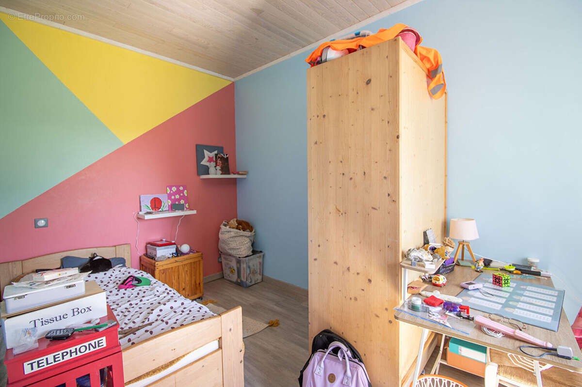 Maison à CHATEAUNEUF