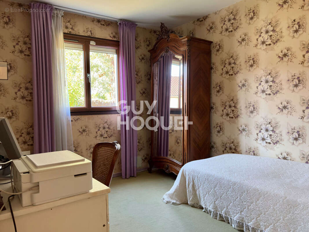 Maison à SOISY-SUR-SEINE