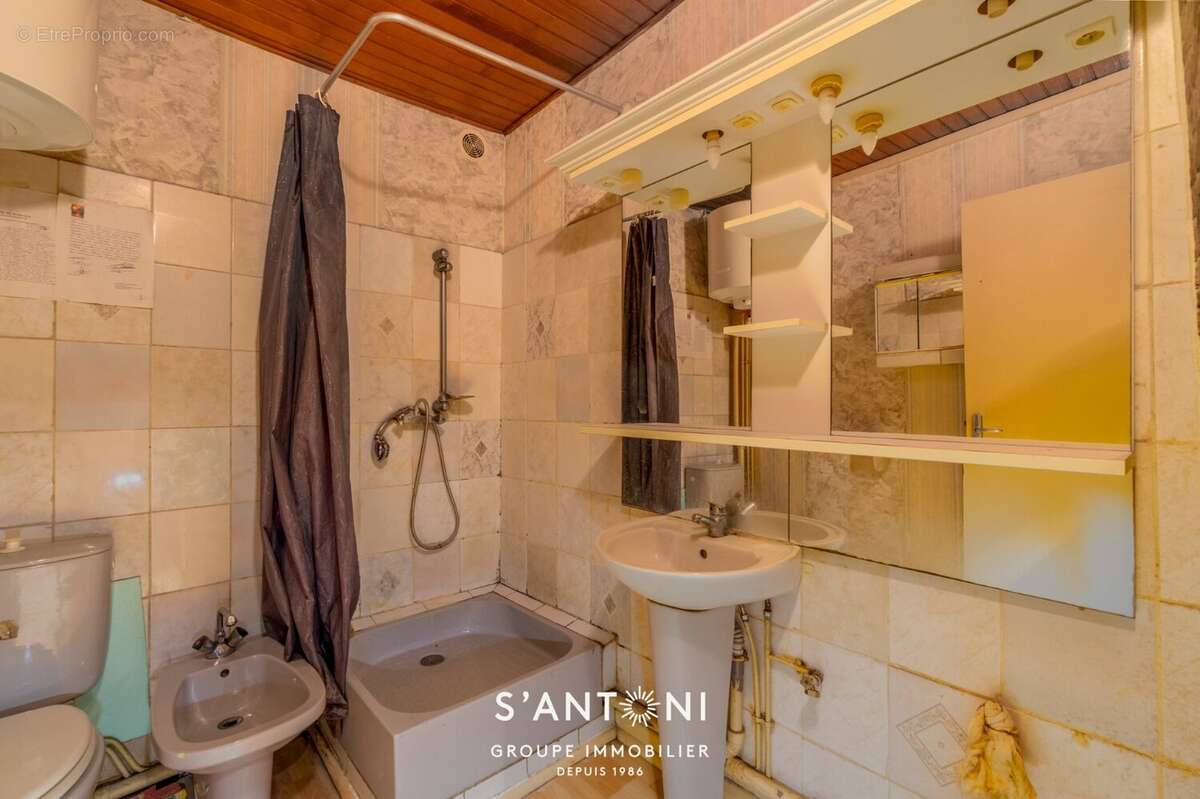 Maison à VILLENEUVE-LES-BEZIERS