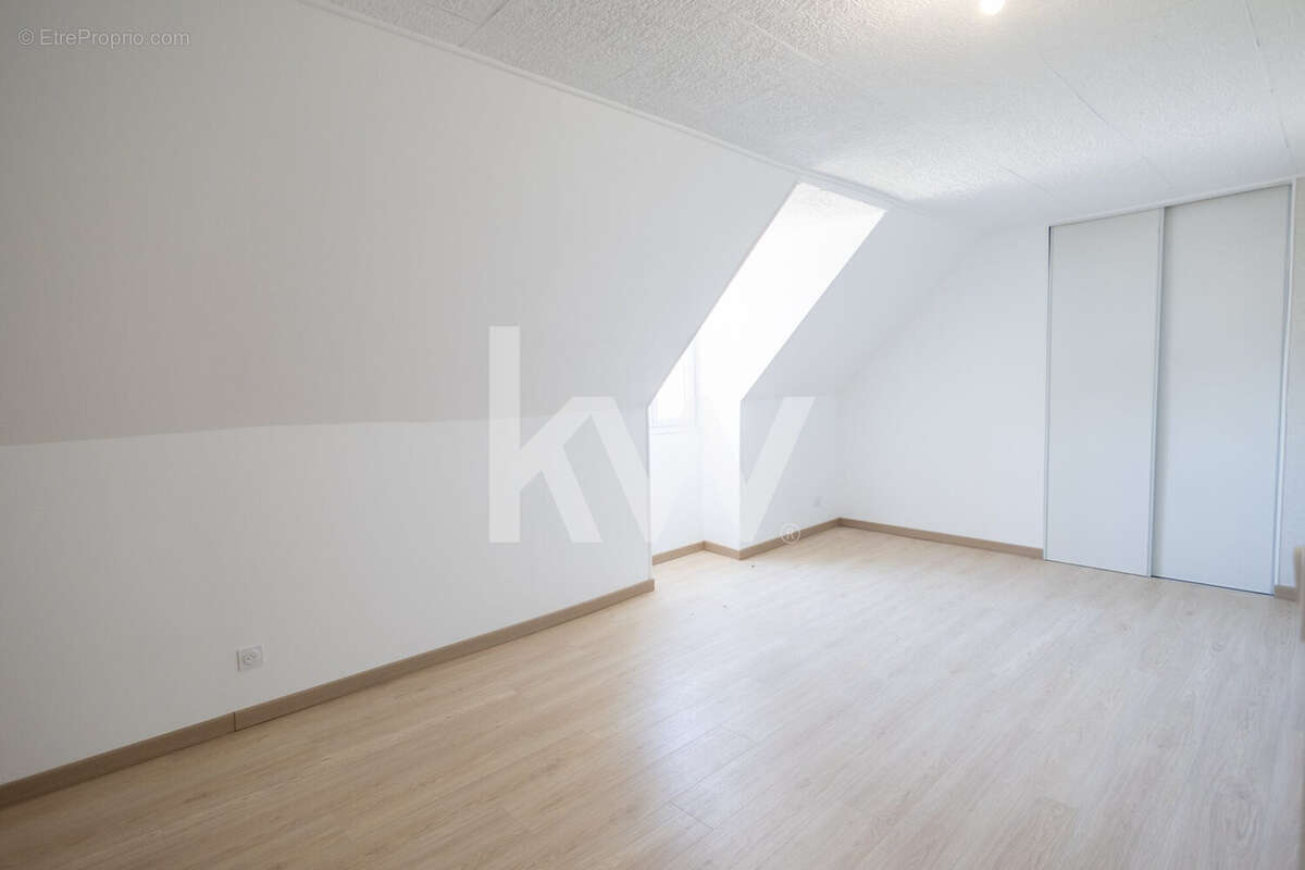 Maison 147 m² à Rebrechien  - photo 8