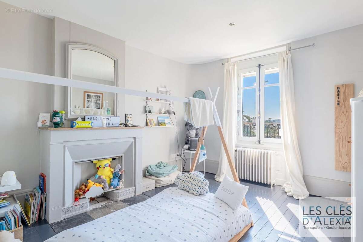 Maison à CALUIRE-ET-CUIRE