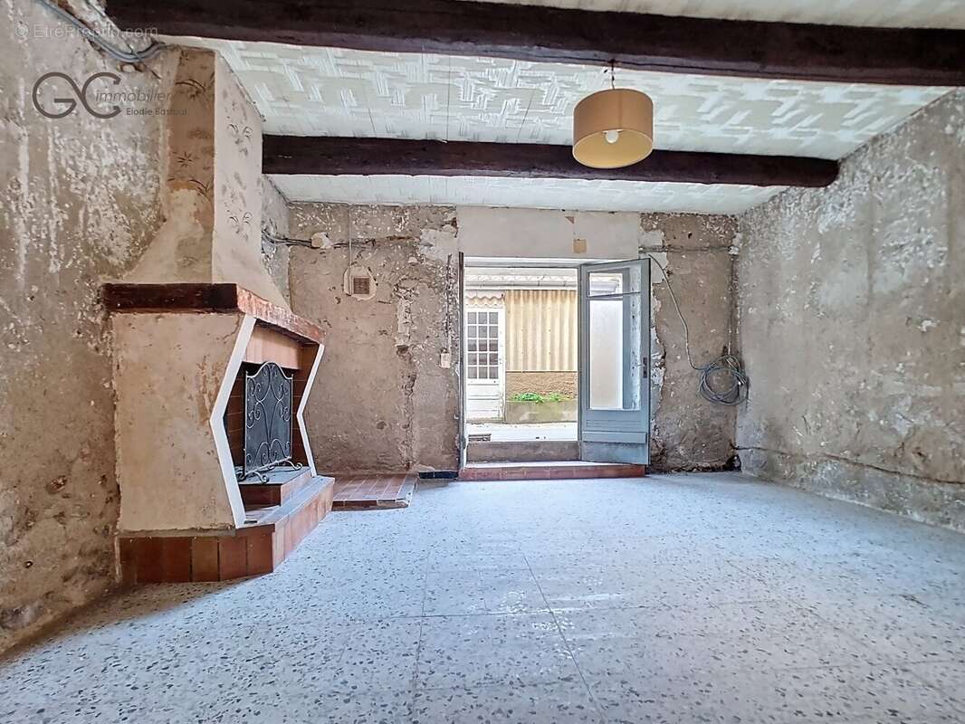 Maison à SAINT-CHINIAN