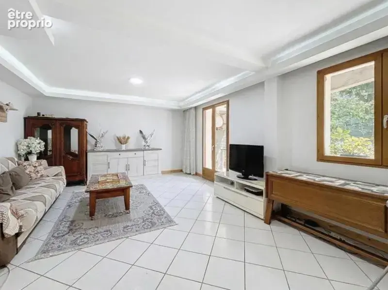 Villa de 7 pièces principales - photo 3