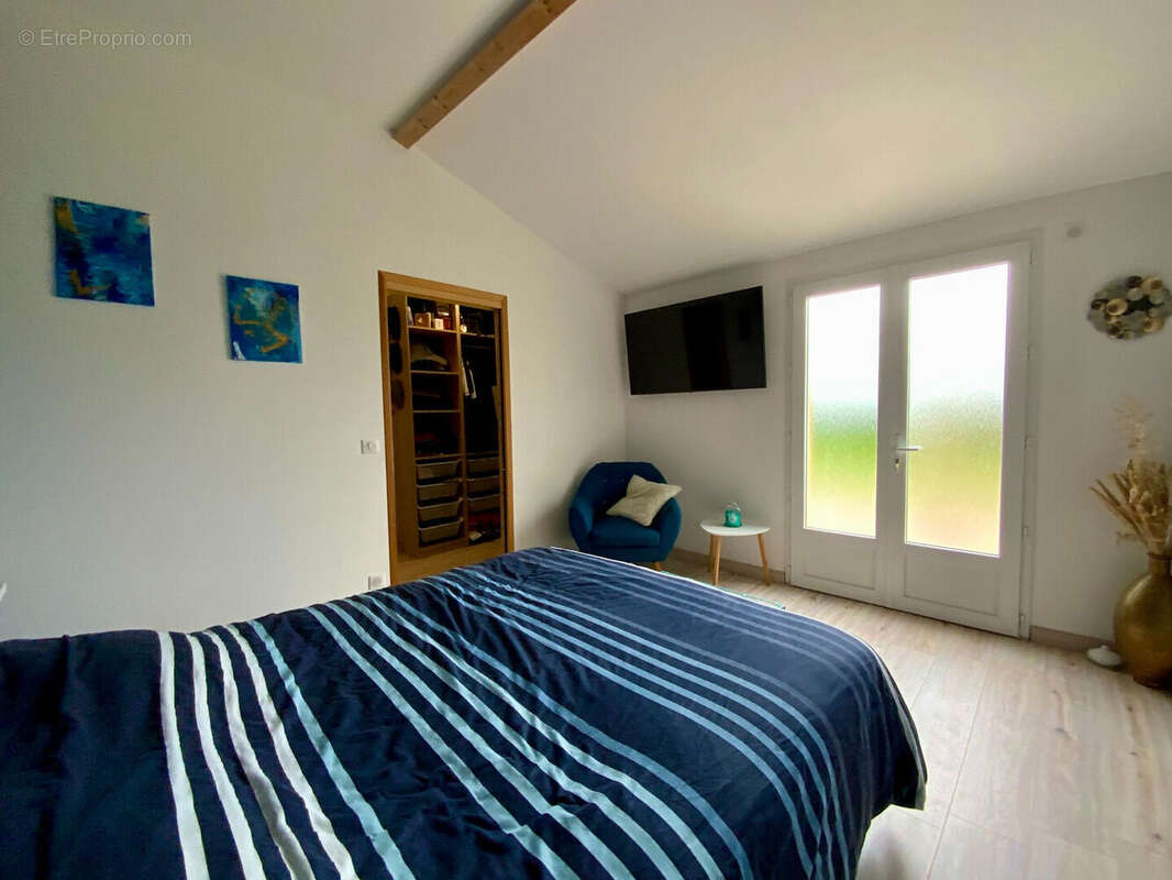 Maison à BARBEZIEUX-SAINT-HILAIRE