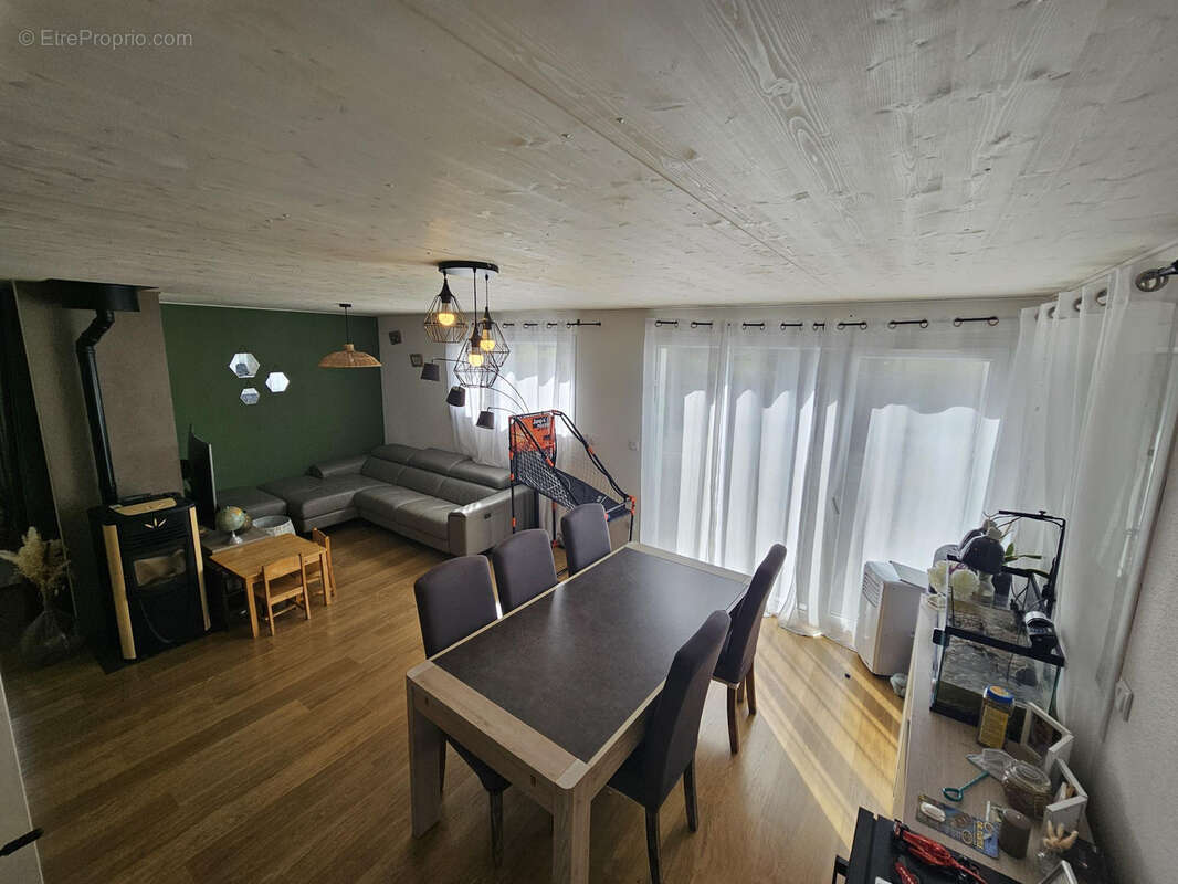 Maison mitoyenne à Etalans - photo 6