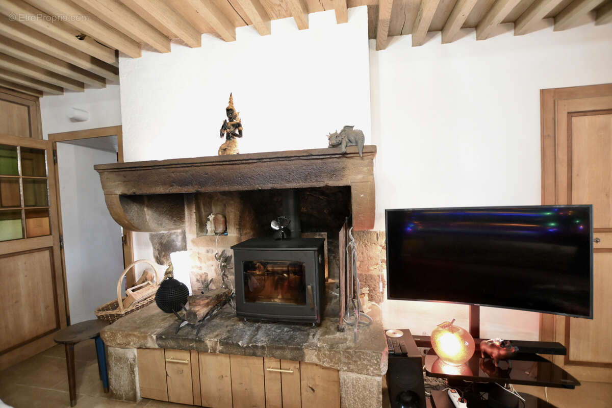 Maison à VEZELAY