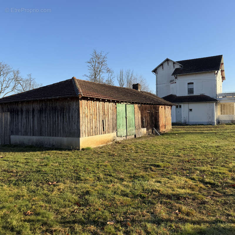 Appartement à SAINT-PIERRE-DU-MONT