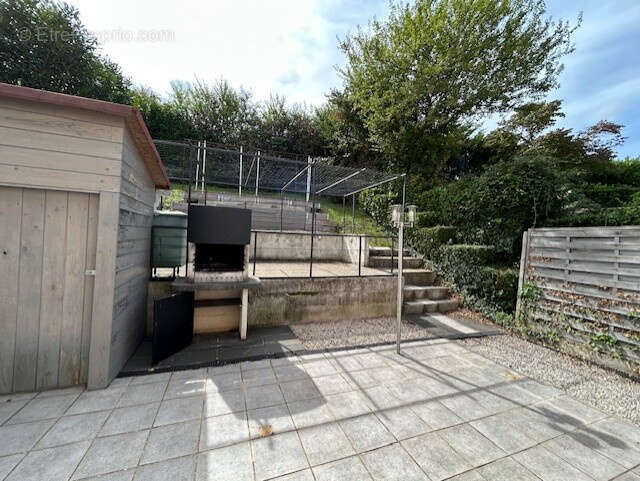 Maison à VAULX-MILIEU