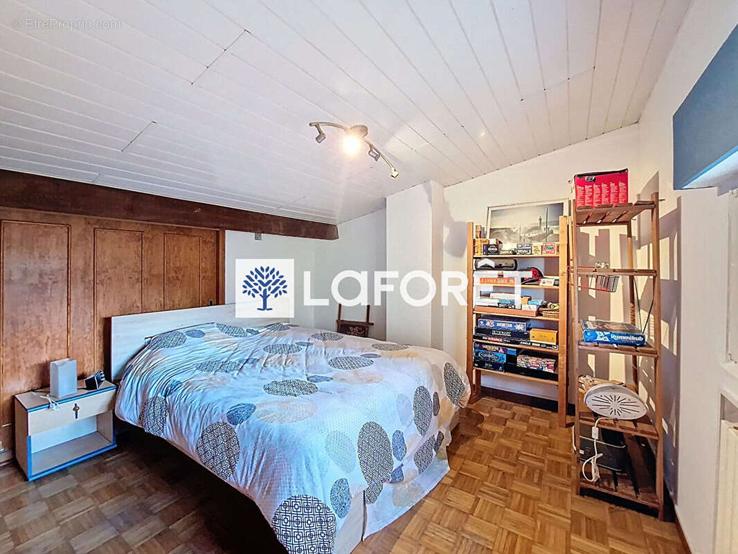 Maison à VOUJEAUCOURT