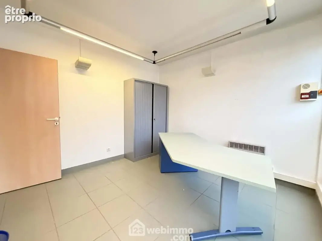 Un deuxième bureau de 10 m²