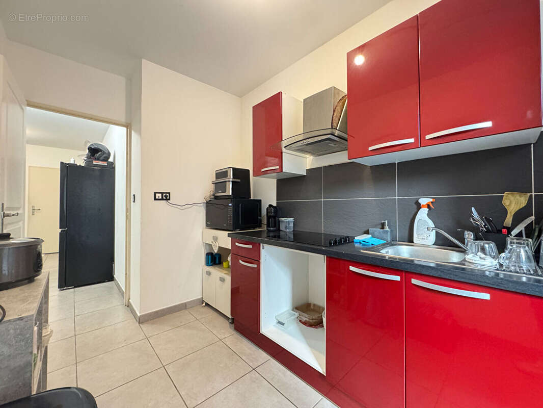 A VENDRE - Saint-Denis centre-ville - Appartement T2 avec jardin proche du Jardin de l'Etat - photo 10