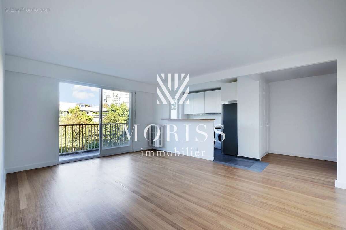 Appartement à NEUILLY-SUR-SEINE