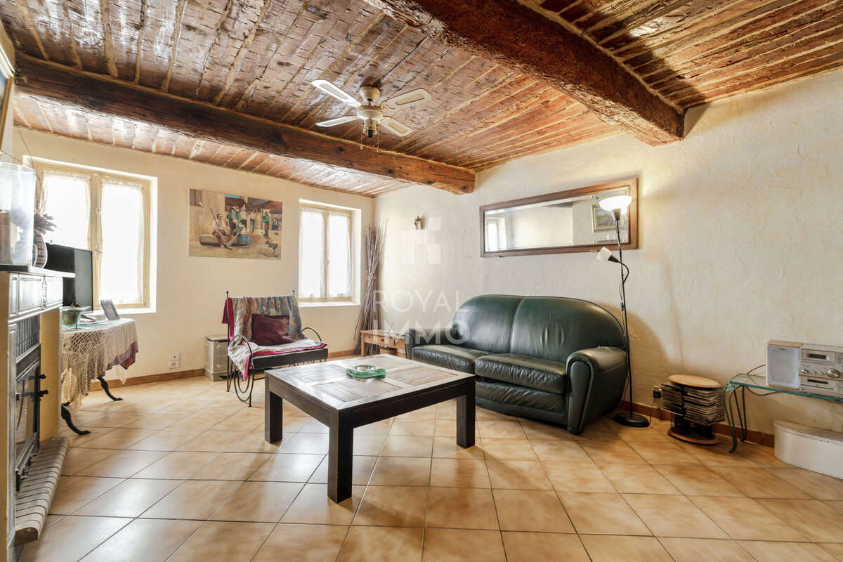 Appartement à LA VALETTE-DU-VAR