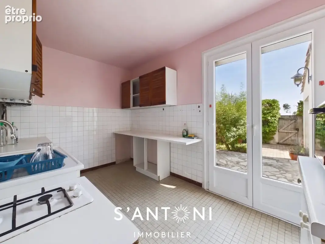 LA PEYRADE- Potentiel exceptionnel pour cette maison de plain-pied à rénover ! - photo 4