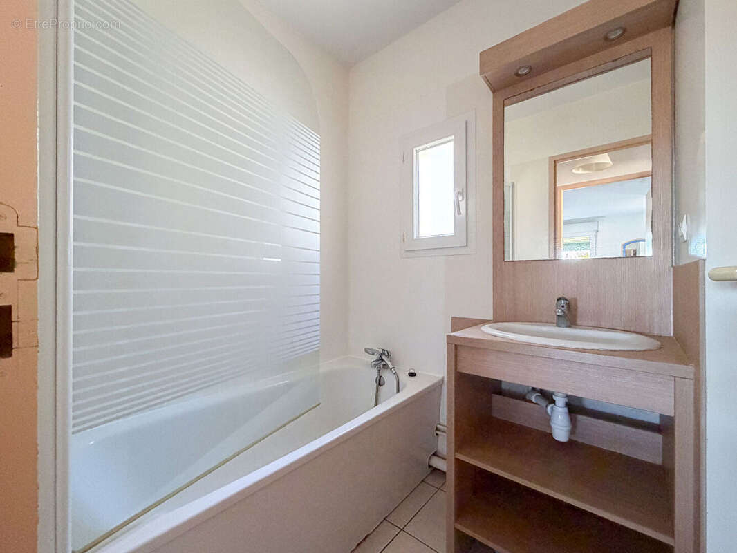 Appartement à MOLIETS-ET-MAA