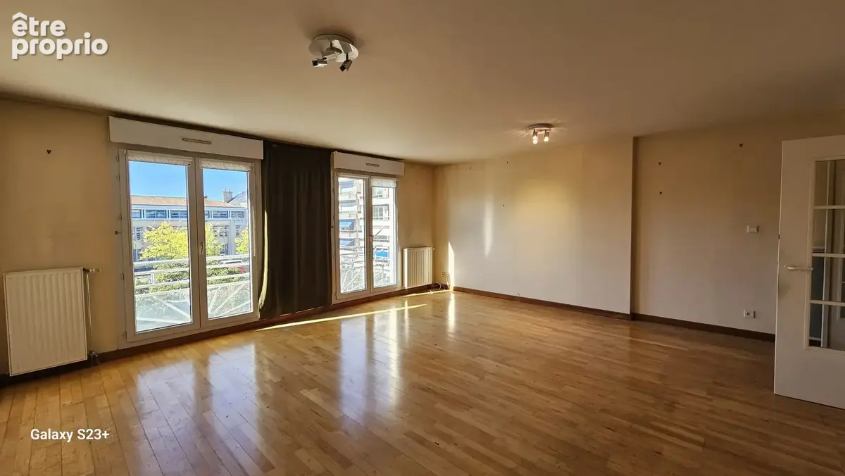 Appartement 3 pièces 84 m² à vendre à Niort (79000) - photo 3