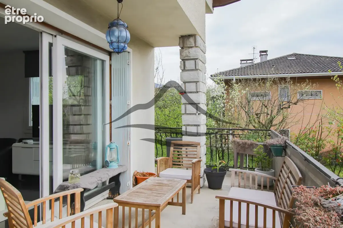 À VENDRE   Maison familiale de 247 m2 avec terrain arboré de 856 m2   Aix-les-Bains - photo 6