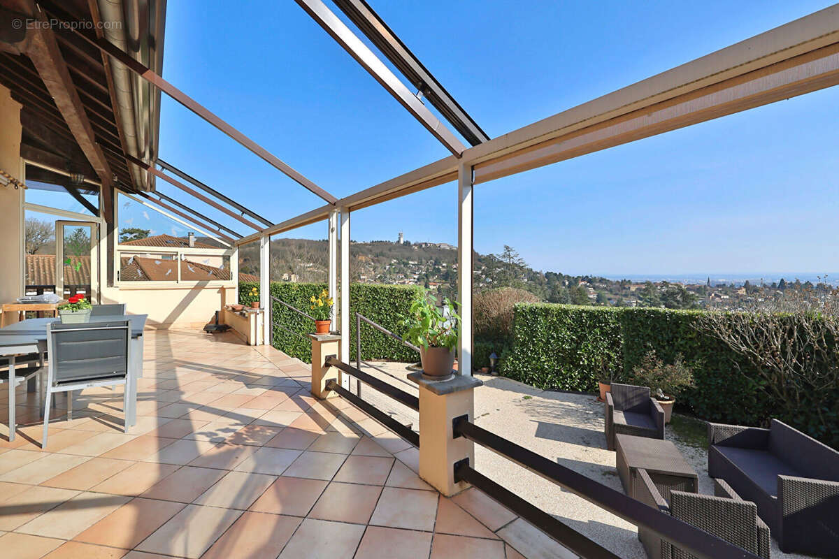 Maison à SAINT-DIDIER-AU-MONT-D'OR