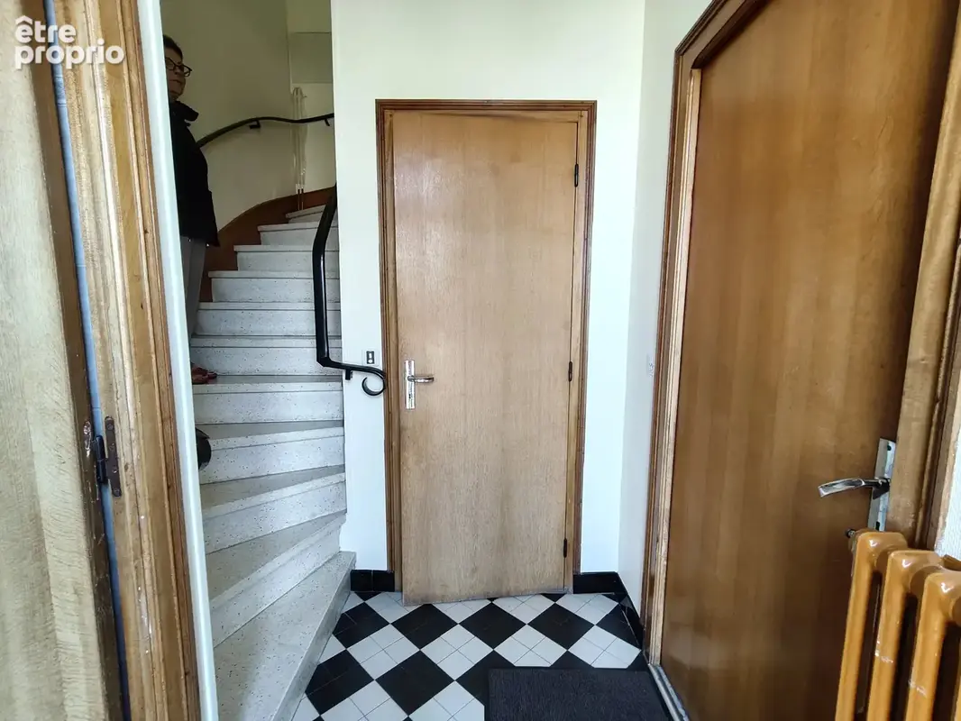 Laissez libre cours à vos projets dans cette vaste maison familiale - photo 12