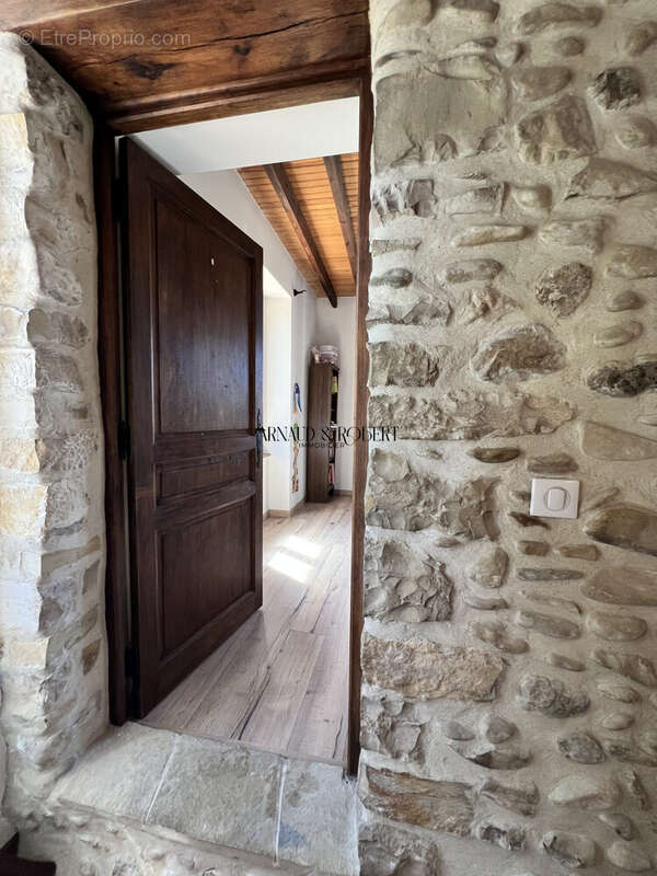 Maison à SAUZET