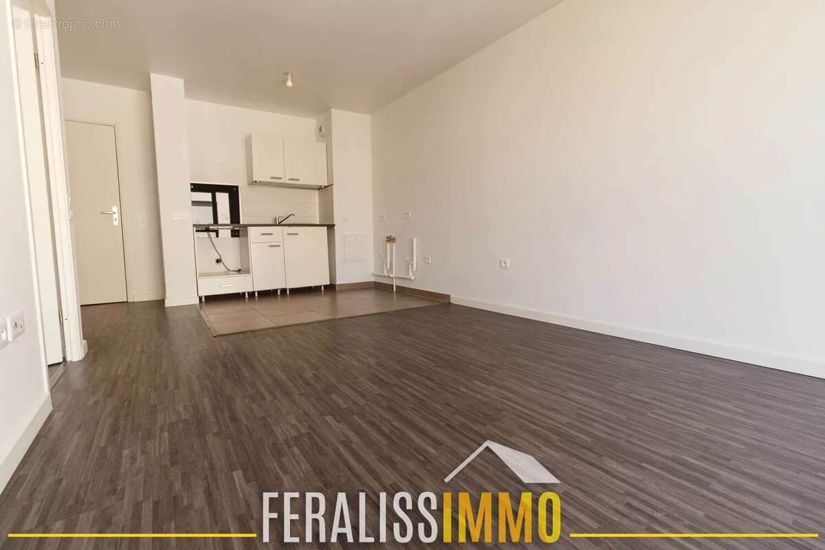 Appartement à JOUY-LE-MOUTIER