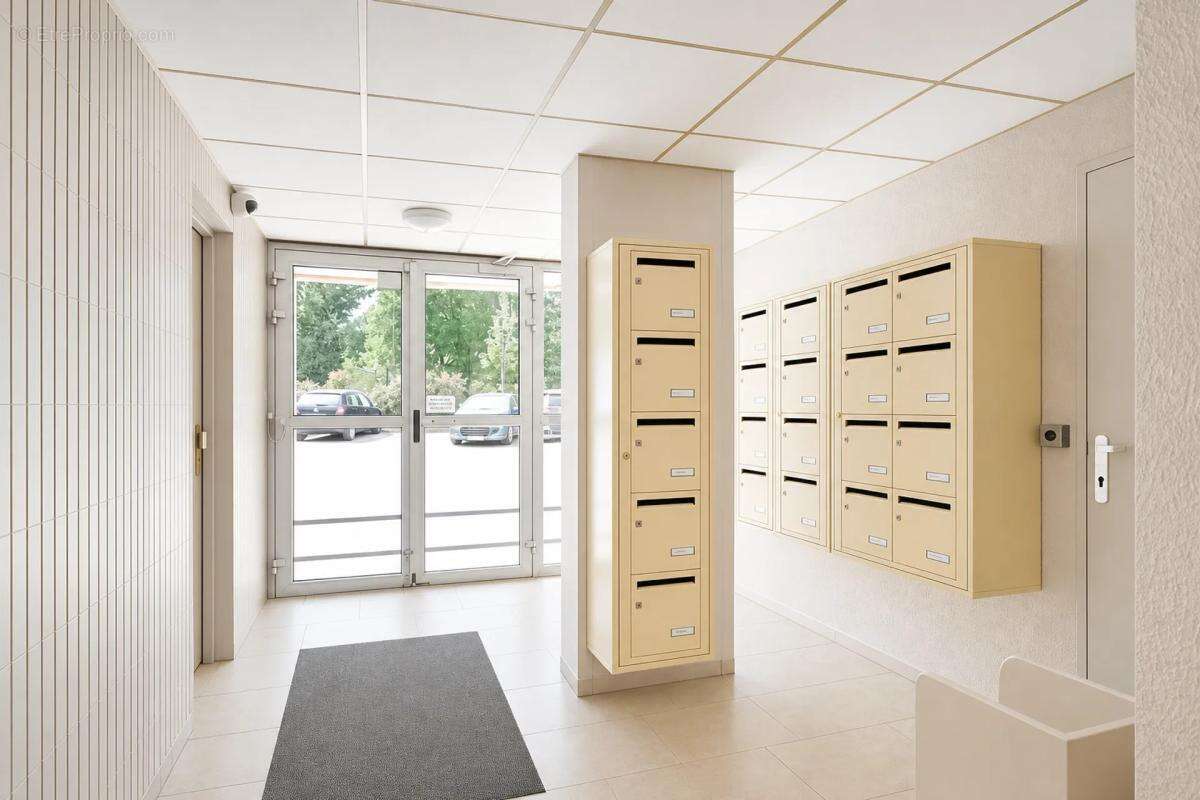 Appartement 4 pièces de 72 m² vendu loué - photo 17