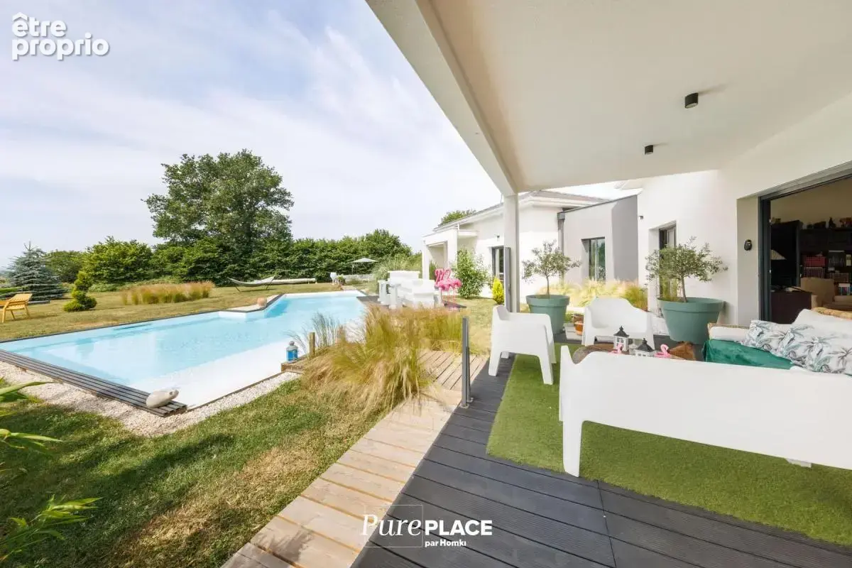 Villa d’architecte contemporaine avec piscine chauffée et vues sur le Puy de Dôme et le Sancy - photo 6