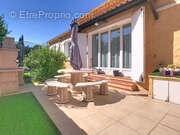 Maison à SAINT-VICTORET