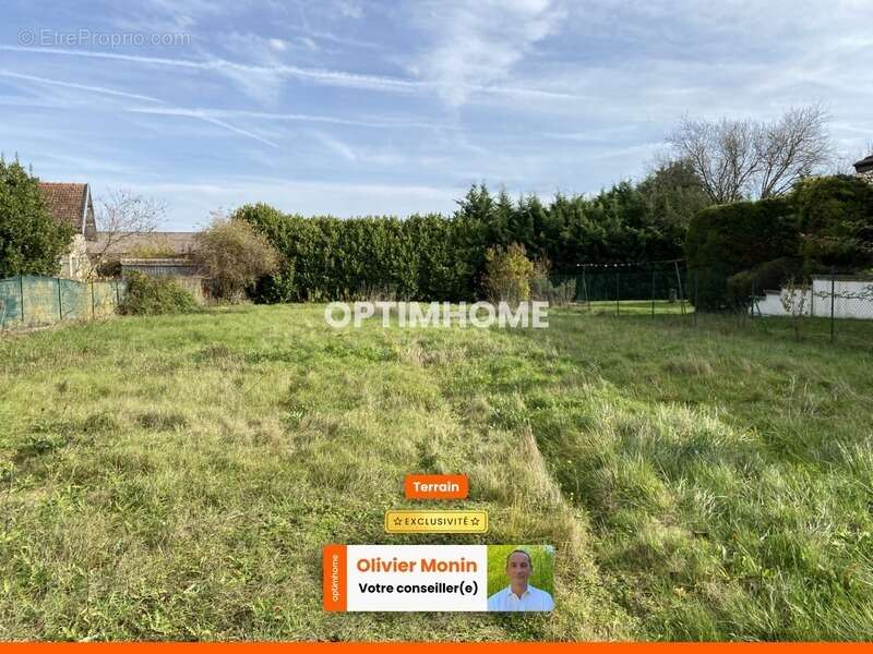 Terrain à FENAY