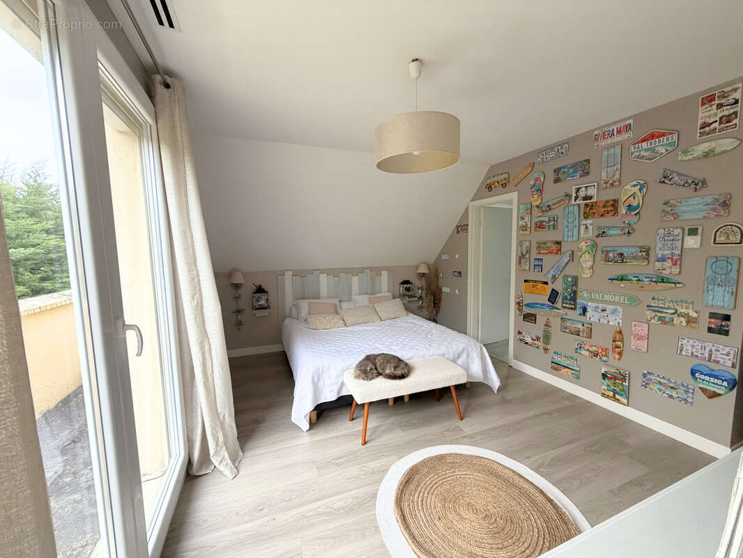 Maison à LA QUEUE-EN-BRIE