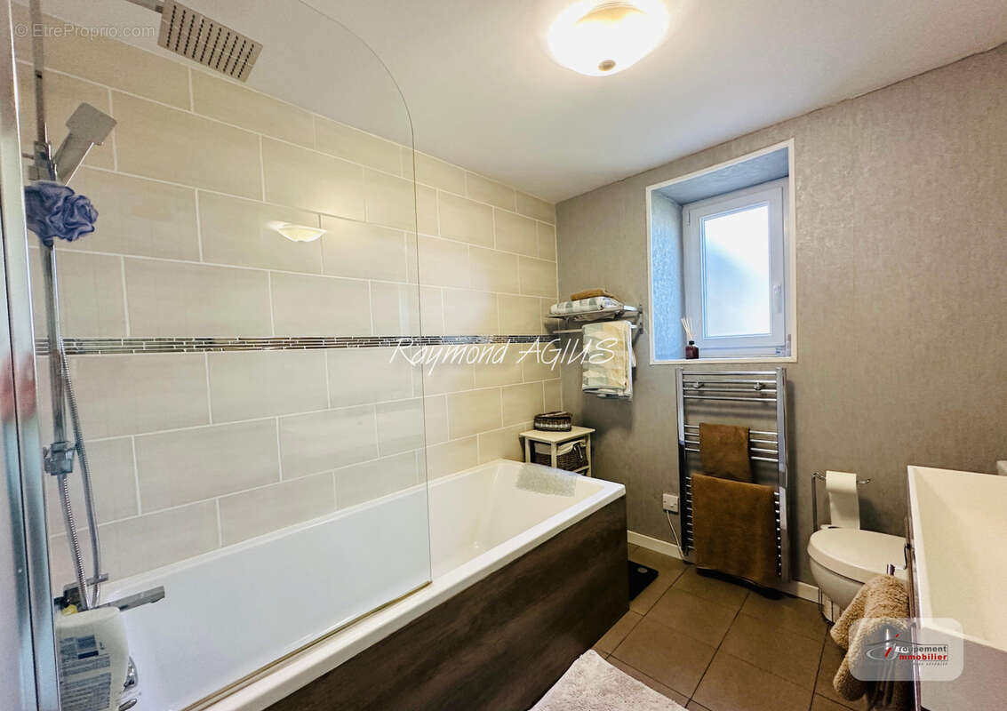 Maison à SAUSSIGNAC