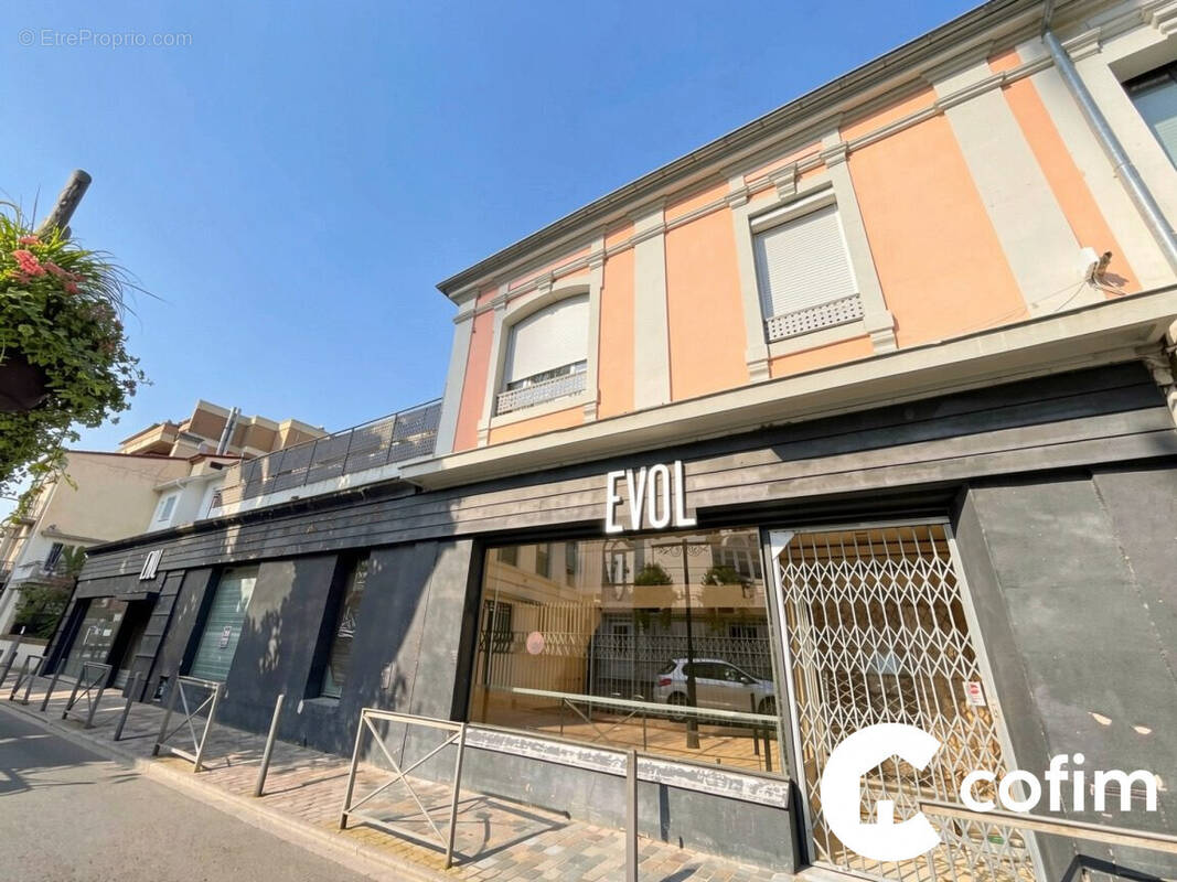Façade immeuble - Appartement à TARBES
