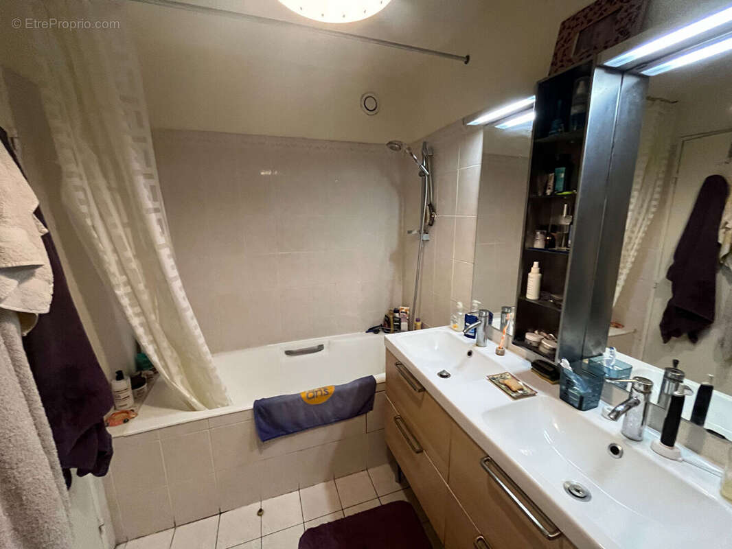Appartement à CHAVILLE