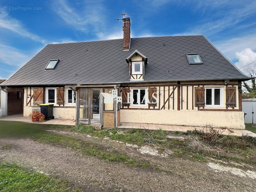 Maison à SERQUIGNY