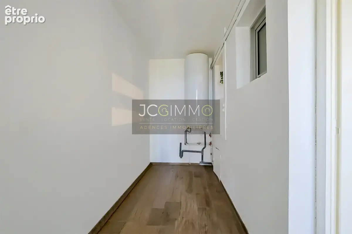 Appartement T4 vue Mer + 2 Balcons + Garage + Cave - photo 16