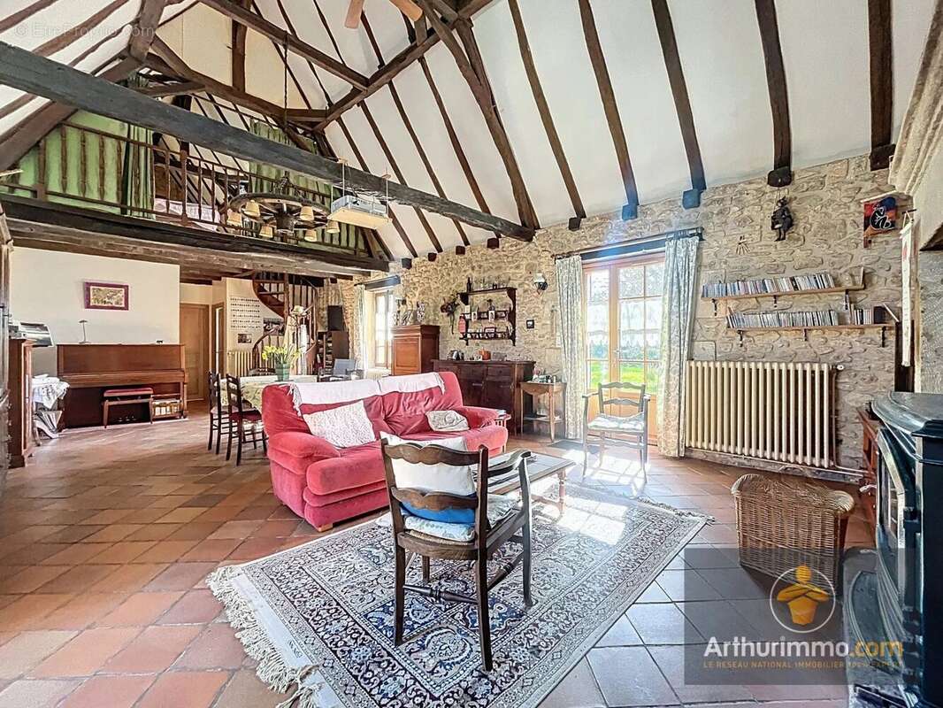 Maison à LE BUISSON-DE-CADOUIN