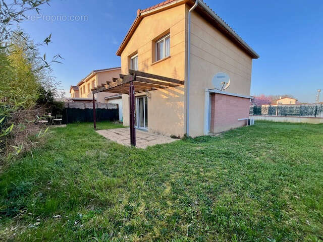 Maison à FROUZINS