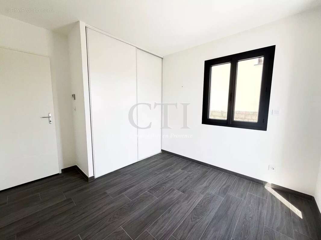 Maison à VAISON-LA-ROMAINE