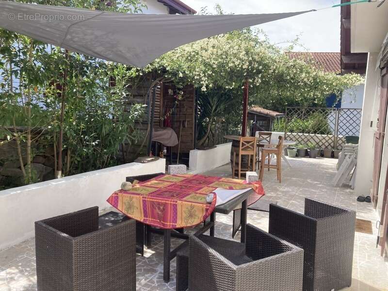 Appartement à CIBOURE