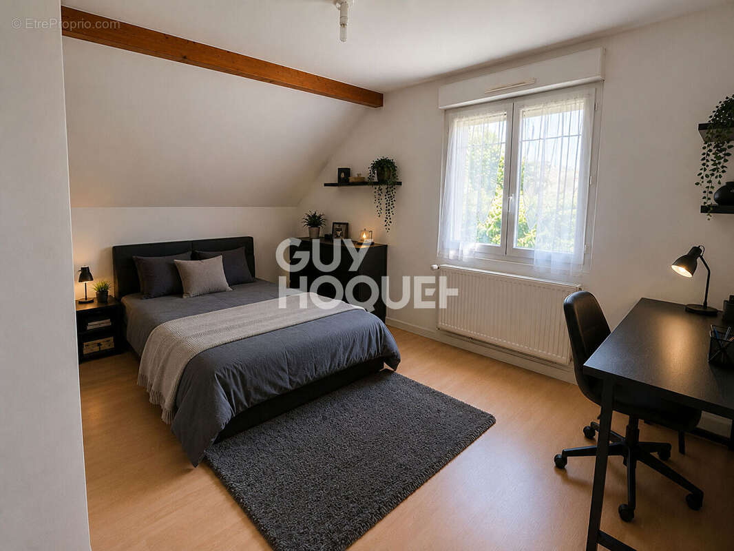 Maison familiale ou investissement - 188 m² - Piscine (Hauteurs de Besançon) - photo 15