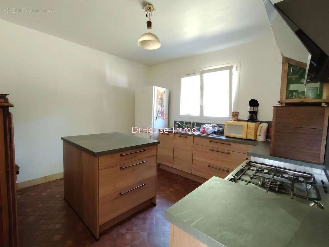 Maison 142 m² à Foucherolles  - photo 4