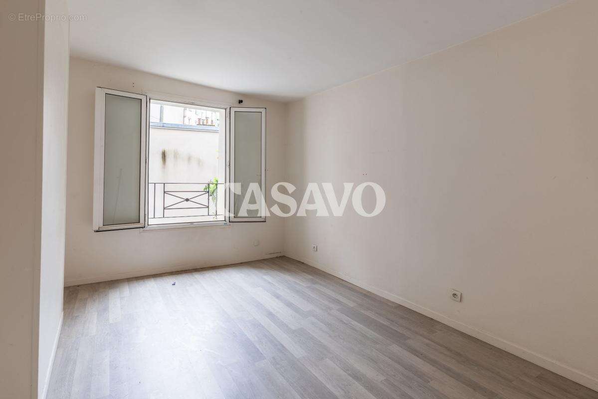 Appartement à PARIS-18E