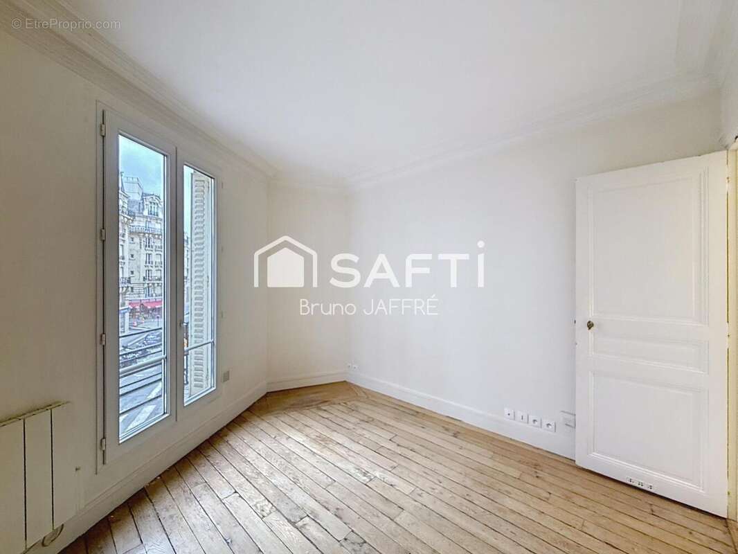 Photo 4 - Appartement à PARIS-15E