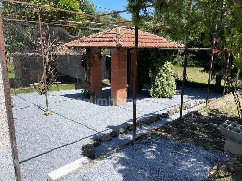 Grande propriété + 9 pièces comprenant 2 logements – 264 m² – Terrain arboré – Sans vis-à-vis Situation  Labessière-Candeil – À  - photo 5