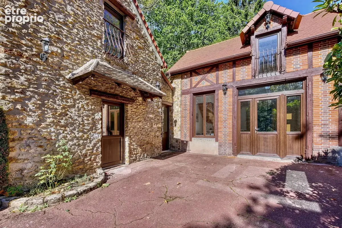 Propriété d'exception proche de Montfort - photo 25