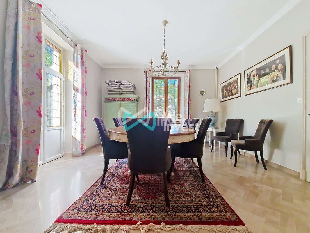 Maison à DOMEVRE-SUR-VEZOUZE