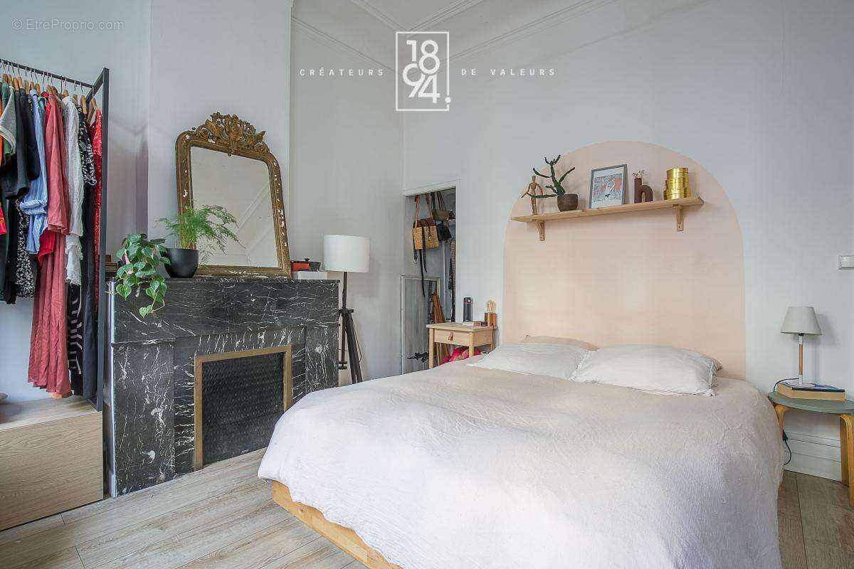 Appartement à MARSEILLE-5E