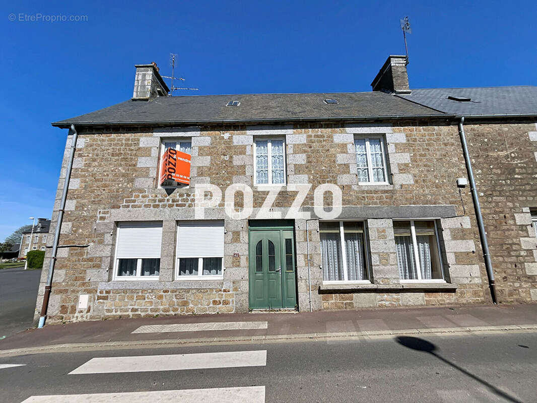 Maison à REFFUVEILLE